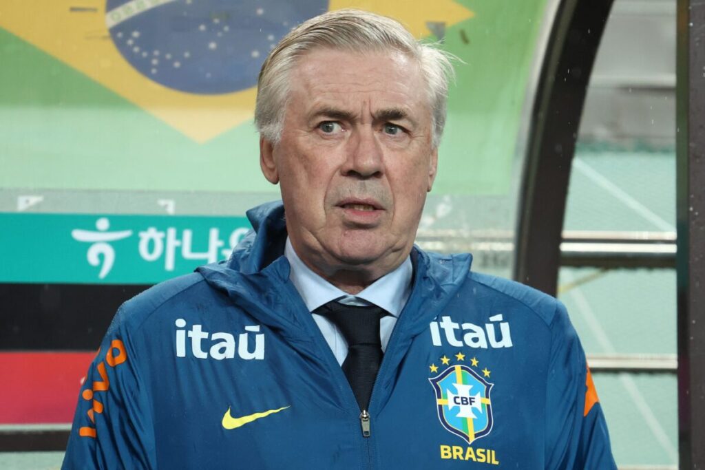Carlo Ancelotti acompanhará Flamengo x Corinthians no Mané Garrincha
