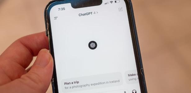 ChatGPT vai detectar menores e limitar conteúdo sensível para este público