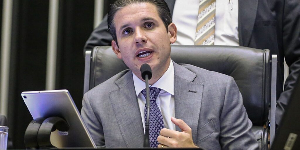 Câmara retoma trabalhos na próxima segunda; Hugo Motta divulga pautas