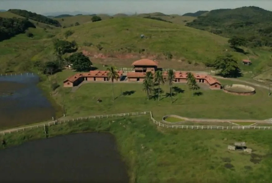 Haras da família Garcia, no RJ, é alvo de operação contra furto de petróleo da Transpetro