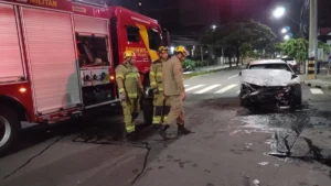 Acidente entre carros de luxo em Goiânia deixa feridos