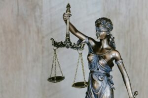 Justiça arquiva processo contra advogado por tumulto em blitz