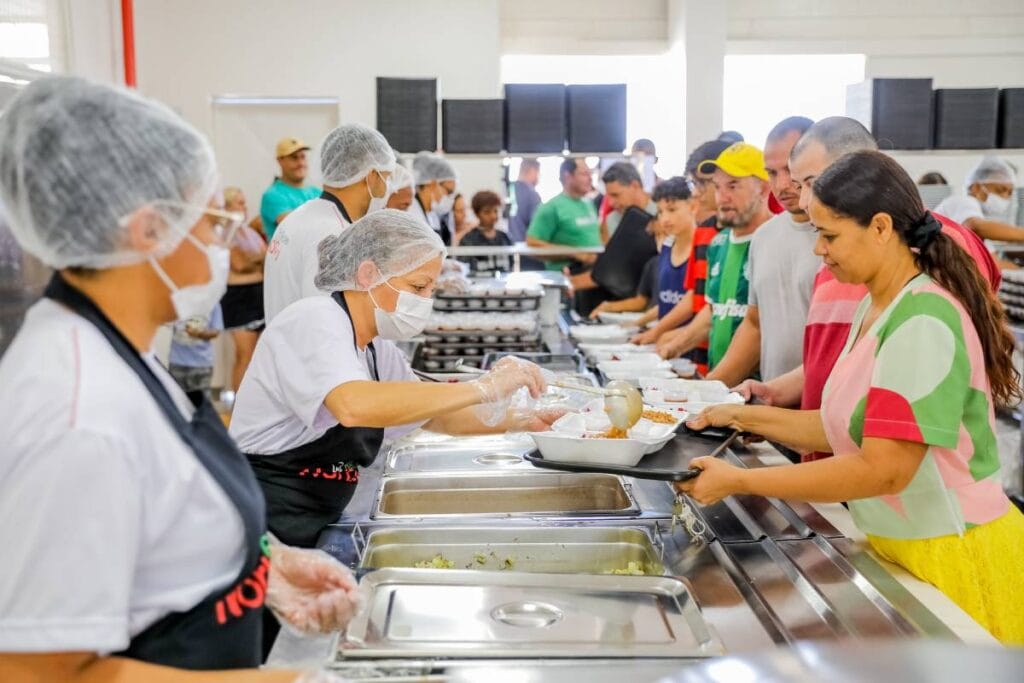 DF: 15 restaurantes comunitários abrem no feriado de Ano Novo