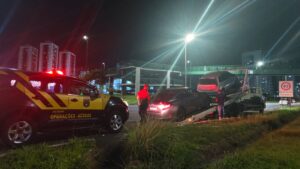 Detran-DF remove veículos com 112 infrações na EPTG