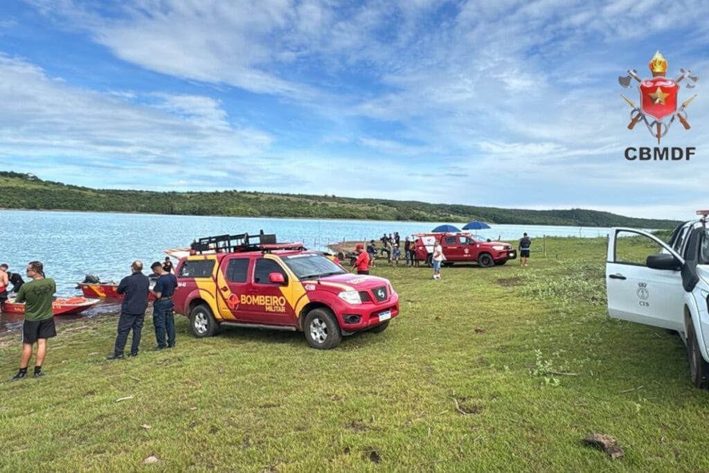 Bombeiros retomam buscas por jovem desaparecido no Lago Corumbá