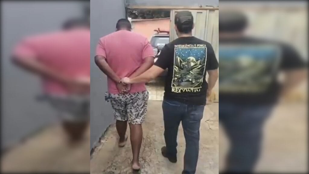 Homem é preso por ameaçar divulgar nudes.