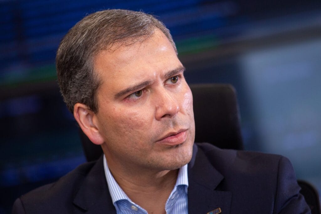 Ex-presidente do BRB e ex-dirigentes do Master depõem à PF