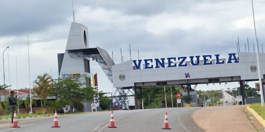 Especialista explica interesses por trás da ofensiva norte-americana