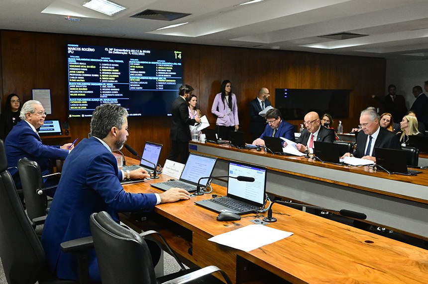 Comissão de Infraestrutura pode votar PL que exige sinalização definitiva em rodovias