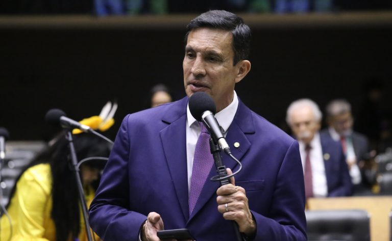 Discussão e votação de propostas legislativas. Dep. Sidney Leite (PSD - AM)