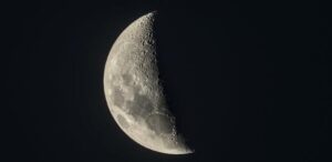 Qual é a fase da Lua hoje (25)? Veja calendário lunar de janeiro 2026