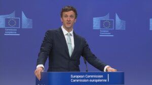 Acordo com UE pode começar antes do aval do Parlamento Europeu, diz comissão