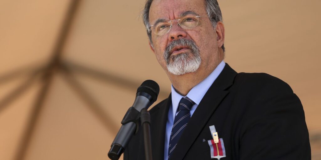 Morre Raul Jungmann, ex-ministro, aos 73 anos, em Brasília