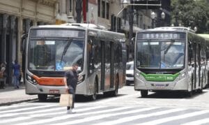 Tarifa de integração de ônibus, metrô e CPTM em São Paulo sobe para R$ 9,38