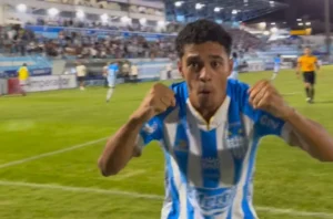 Crac vence Aparecidense e conquista primeira vitória no Goianão