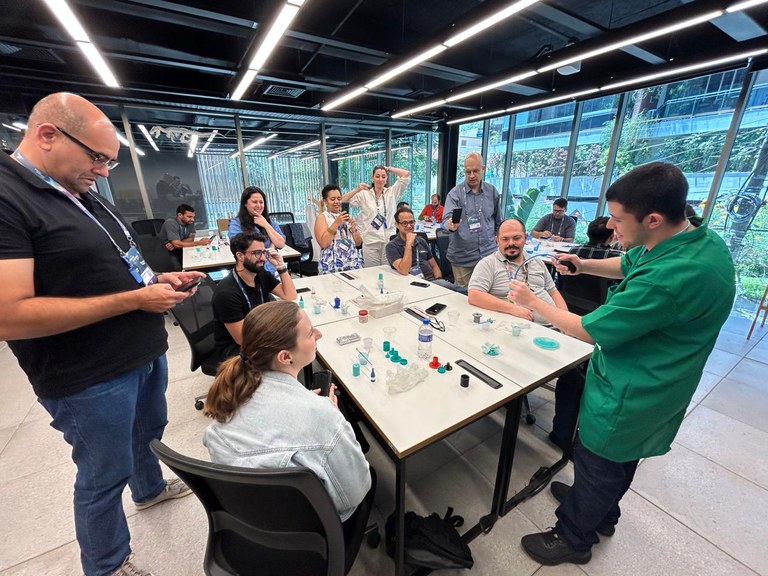 Supernova premia ideias inovadoras de estudantes brasileiros