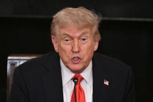 Trump sobre a Groenlândia: Faremos um acordo, seja do jeito fácil ou do jeito difícil