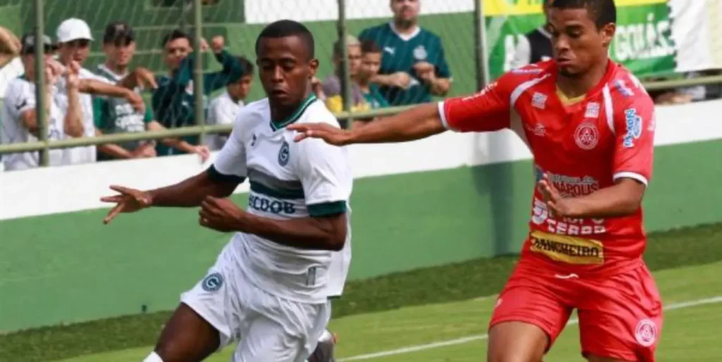 Goiás defende tabu de oito anos sem perder para a Anapolina no Goianão; confira o retrospecto
