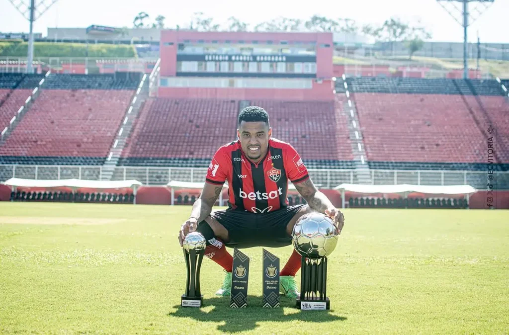 Internacional acerta contratação do artilheiro do Brasileirão 2024