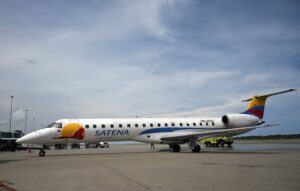 Avião com 15 pessoas a bordo desaparece na Colômbia