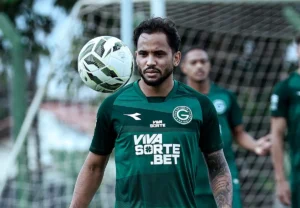 Crac x Goiás; confira a provável escalação do esmeraldino para o duelo do mata-mata do Goianão