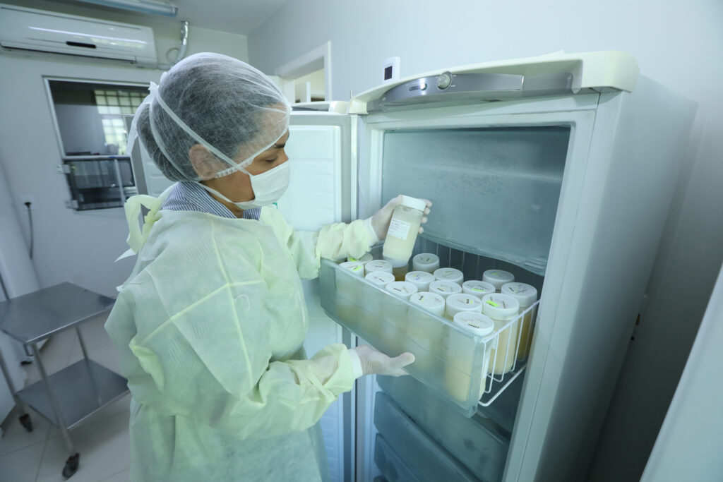 Doação de leite materno fica abaixo do necessário no DF