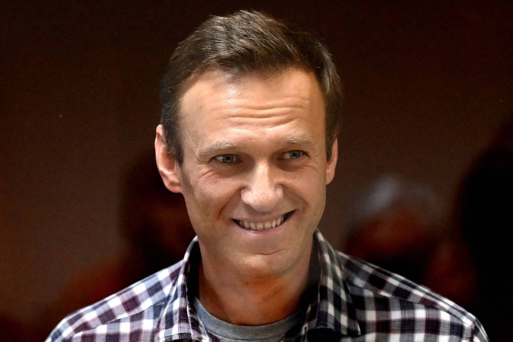 Opositor Navalny foi ‘envenenado’ na prisão pela Rússia, afirmam cinco países europeus