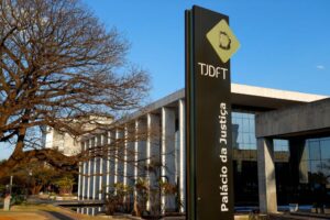 TJDFT condena oficina por falha em reparo que causou capotamento