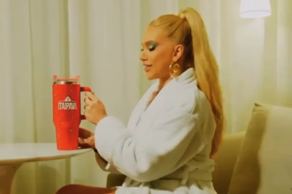 Venda de cerveja cai e Virgínia é contratada para promover bebida entre jovens