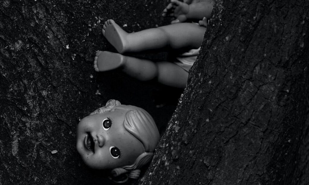 Casal é preso por tortura contra filhas bebês em Samambaia Norte