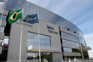 Ipea avalia que jornada de 40h elevaria custo médio do trabalho celetista em 7,84%