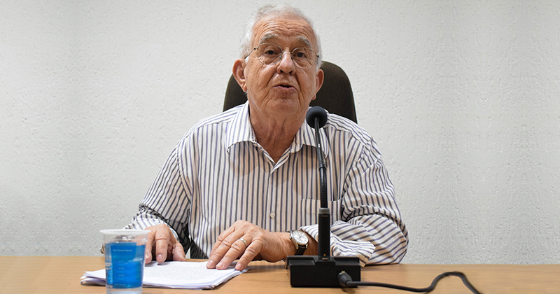 Morre João Adolfo Hansen, professor emérito da USP e referência em crítica literária
