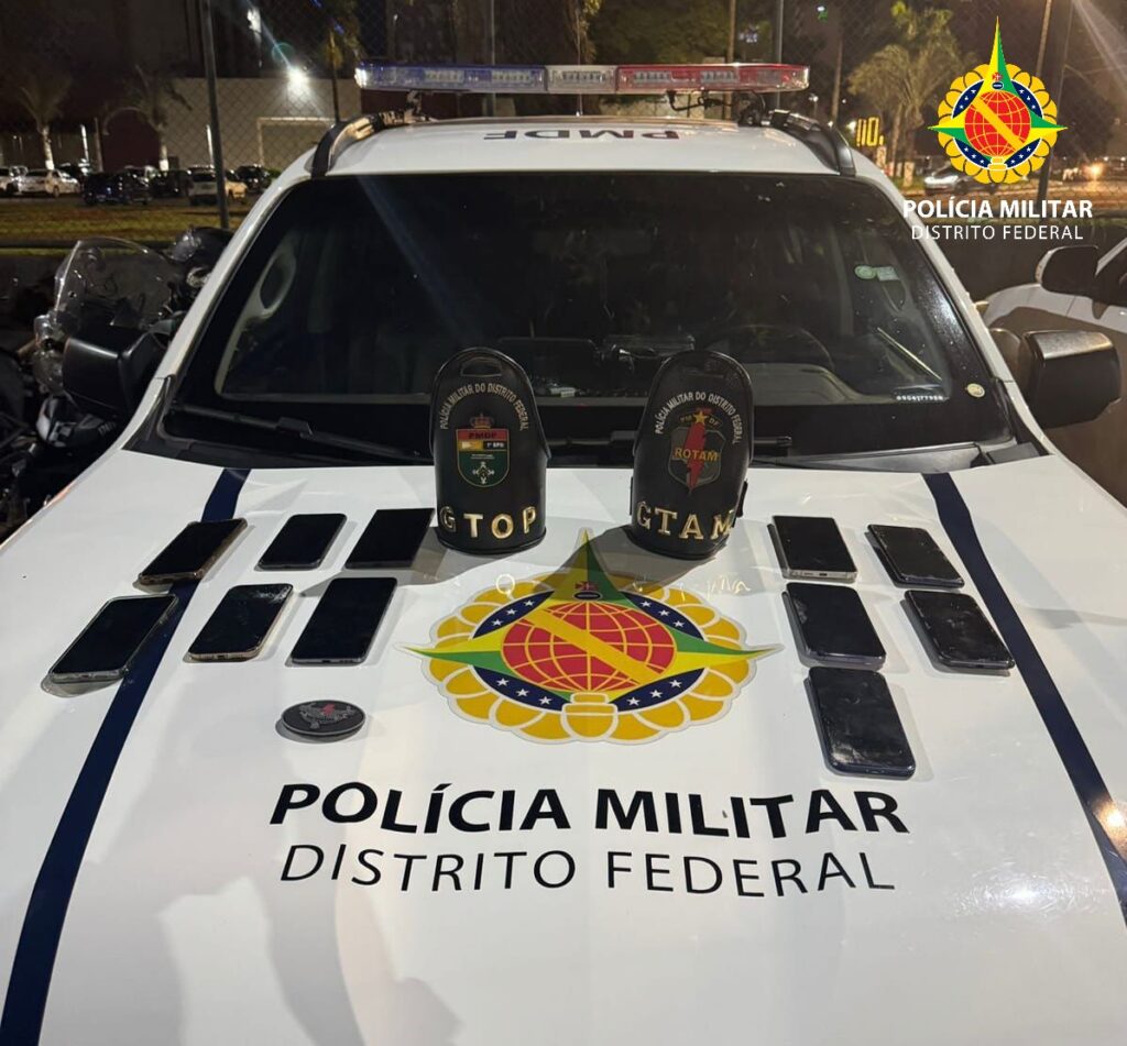 Pai, mãe e filho são presos com 12 celulares furtados durante Carnaval no Plano Piloto