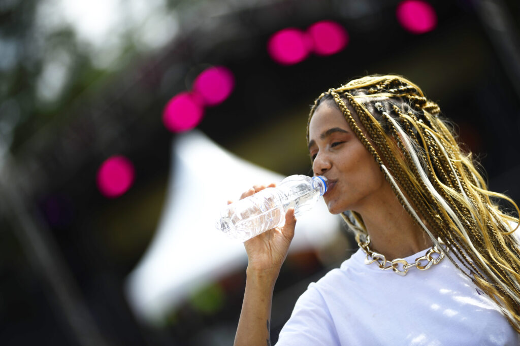 Carnaval: Dicas para manter a hidratação durante a folia