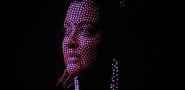 Como 600 drones formaram o rosto de Preta Gil no céu de Salvador