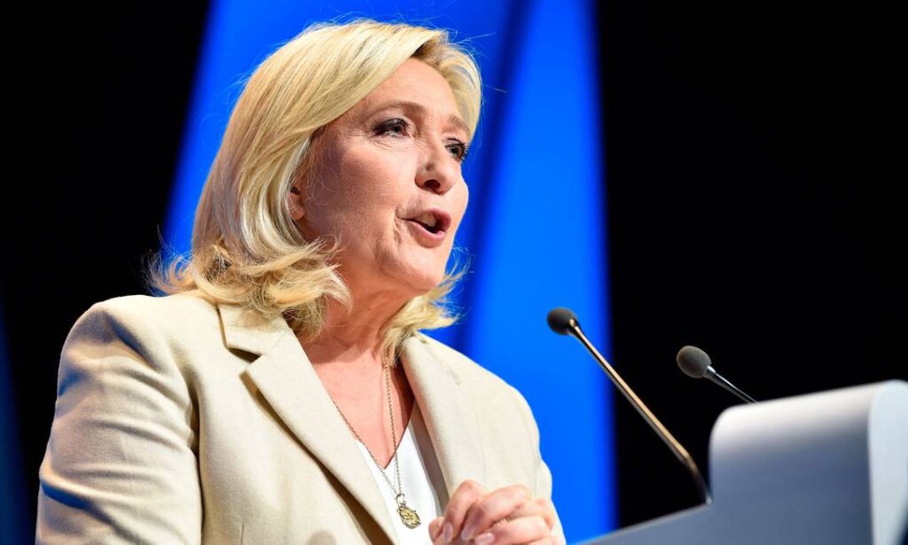MP da França dificulta candidatura de Marine Le Pen nas eleições de 2027