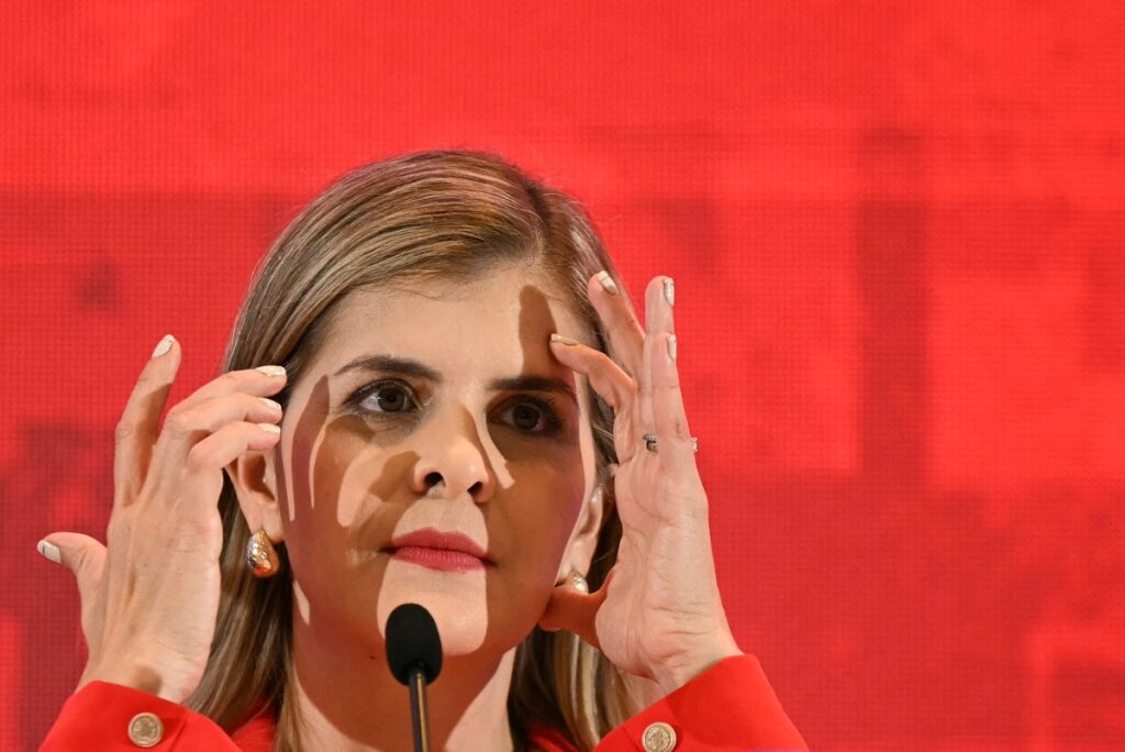 Presidente eleita da Costa Rica diz contar com Bukele em sua estratégia contra o narcotráfico