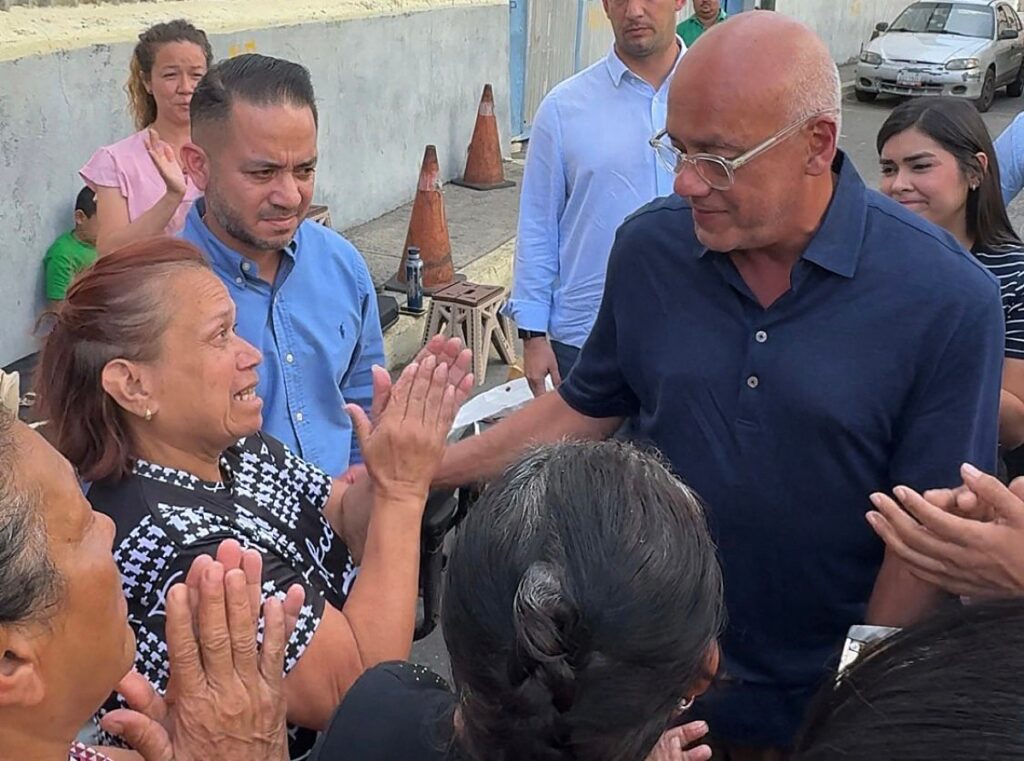 Chefe do Parlamento da Venezuela antecipa aprovação de lei de anistia para terça-feira