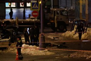 Explosão perto de estação de trem mata policial em Moscou
