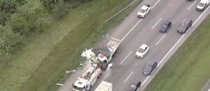 Acidente no Rodoanel entre carro e carreta deixa três mortos e um ferido em estado grave