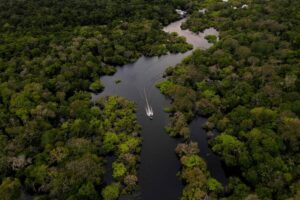 Enchentes nos rios amazônicos afetam 35 cidades no Amazonas