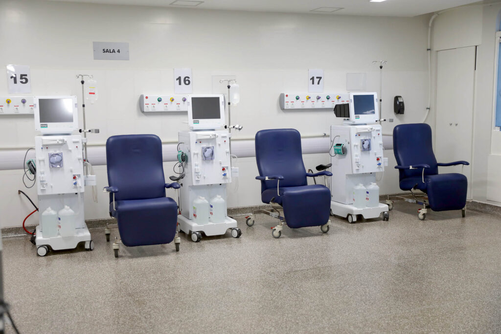 DF amplia oferta de hemodiálise em 157% e cria 180 vagas para pacientes renais