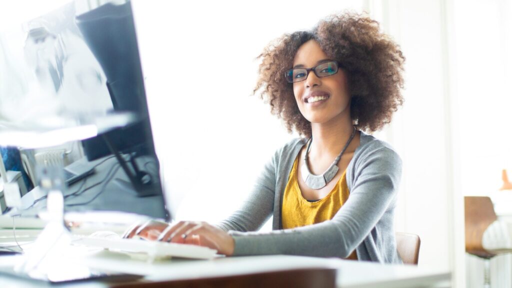 Projeto Divas no Digital abre inscrições para cursos de tecnologia para mulheres no DF