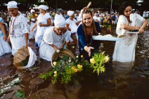 Novas estátuas devem ser instaladas na Praça dos Orixás até setembro