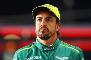 Foto colorida de Fernando Alonso durante fim de semana do GP do Catar de Fórmula 1 - Metrópoles