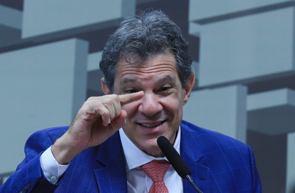 Haddad apoia veto a ‘penduricalhos’; para presidente do TJ, é ‘política salarial’