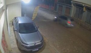 Mulher é arrastada por carro em cidade do interior de MG; ex é suspeito