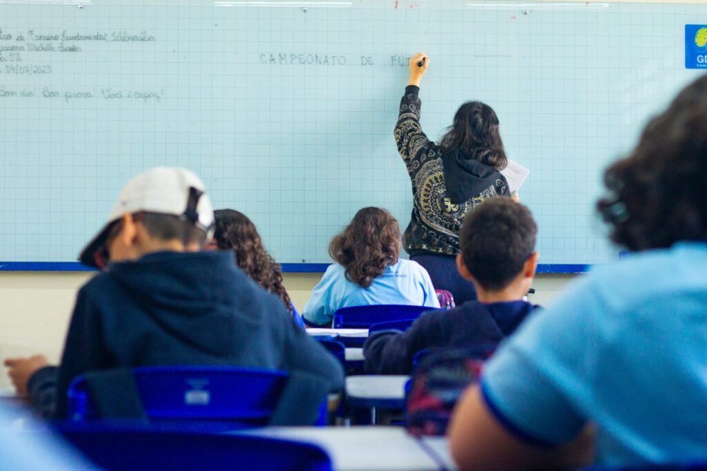 Rede pública do DF inicia ano letivo de 2026 com novas escolas, ampliações e quadro completo de professores