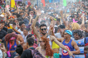 Carnaval: como evitar bolhas e calos nos pés