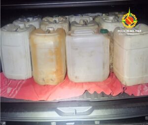 PMDF prende pai e filho suspeitos de furtar combustível no SIA